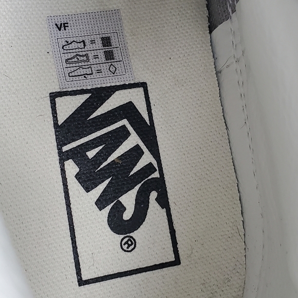 NWT Vans x Free People U Sk8-Hi Faux Fur Sneakers in Gray - Picture 12 of 12